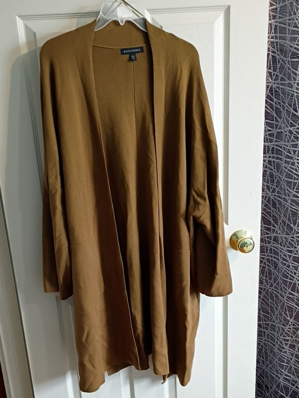 Banana Republic Open-Front Cardigan in Camel